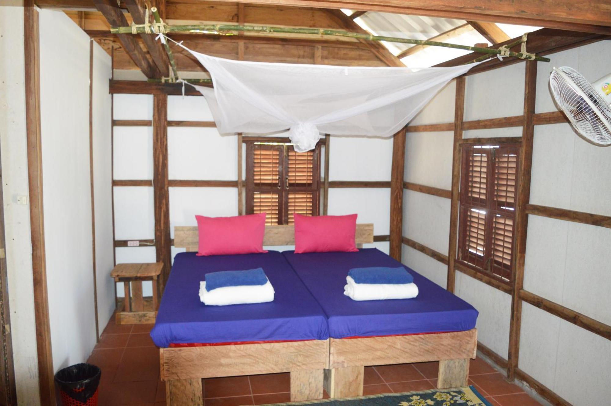 Palm Beach Bungalow Resort Prek Svay Village Екстер'єр фото