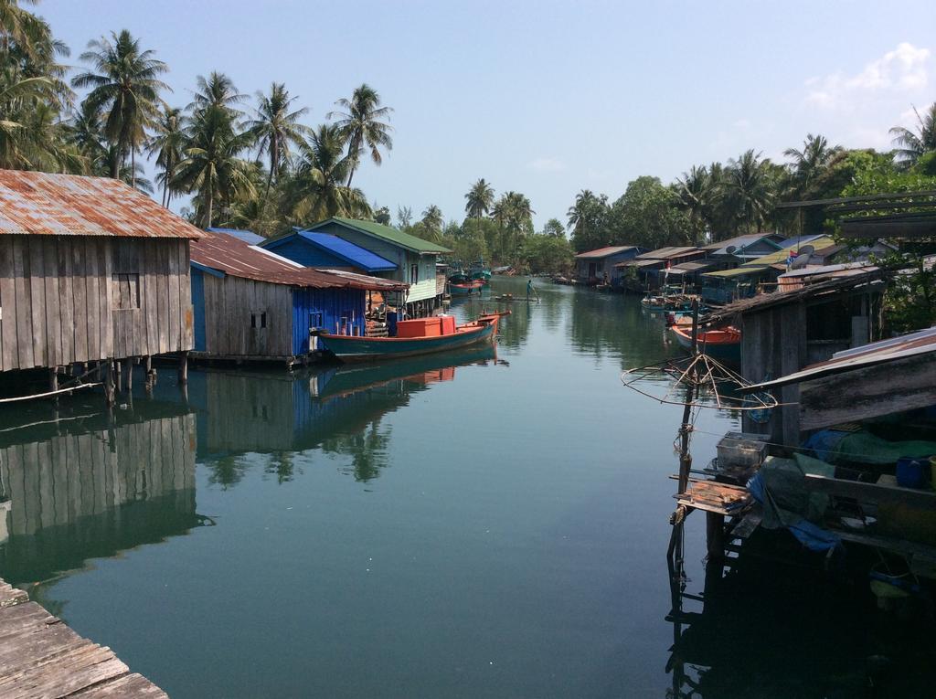 Palm Beach Bungalow Resort Prek Svay Village Екстер'єр фото